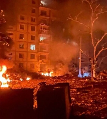 Внаслідок масованого ракетного удару по Запоріжжю зруйновані житлові будинки