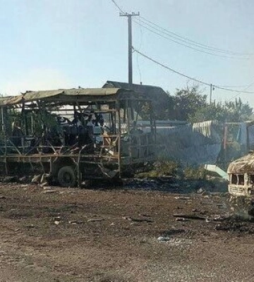 Оккупанты нанесли авиаудар по гражданской автоколонне на Херсонщине, погибли 5 человек
