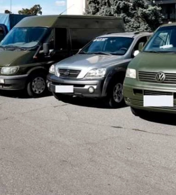 Фермери Одещини придбали автомобілі для ЗСУ