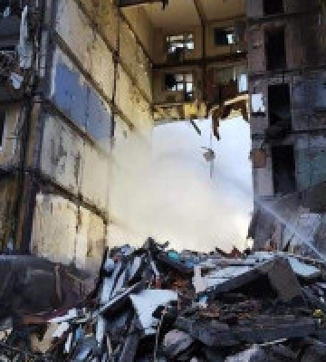 Внаслідок ворожого обстрілу Запоріжжя загинули 12 цивільних, 49 постраждалих, - Зеленський