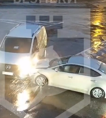 Аварія на перехресті-ребусі у Львові: коли поставлять світлофор (відео)