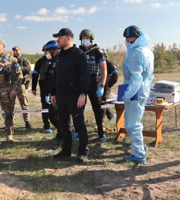 Завершена эксгумация на месте массового захоронения военных ВСУ в Лимане, - Нацполиция. ФОТО