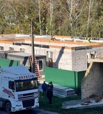 Зруйнована окупантами в перші дні війни: до кінця року в Макарові з’явиться нова амбулаторія