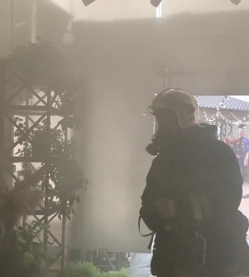 Рятувальники ліквідували пожежу у ТЦ у Вінниці, постраждала одна людина