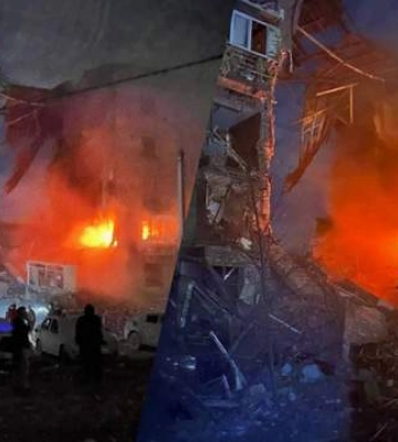 В Запорожье россияне снова разрушили многоквартирный дом: первые фото и видео