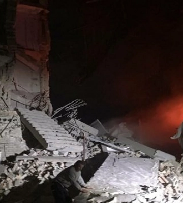 З’явилося відео моменту влучання ракети у житлову багатоповерхівку у Запоріжжі