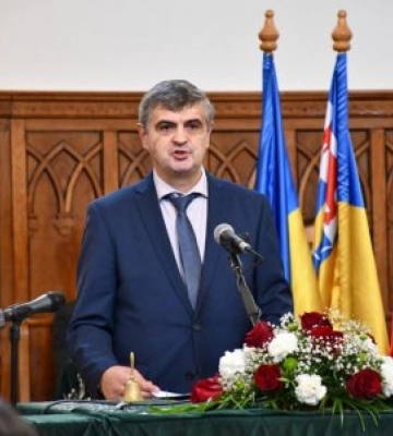 Новий навчальний рік у Закарпатському угорському інституті розпочали 592 першокурсники