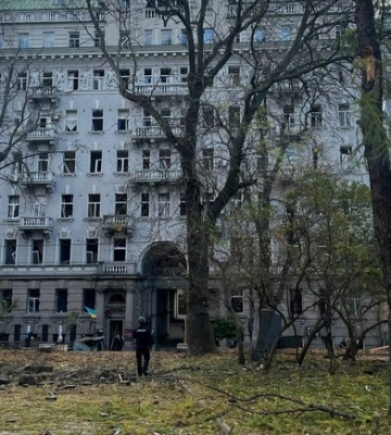У Києві після обстрілу перекрили центральні вулиці