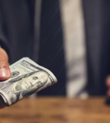 В Одесі посадовець Мін’юсту збирав щомісяця побори з підлеглих