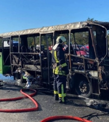 У Києві на ходу згоріла маршрутка