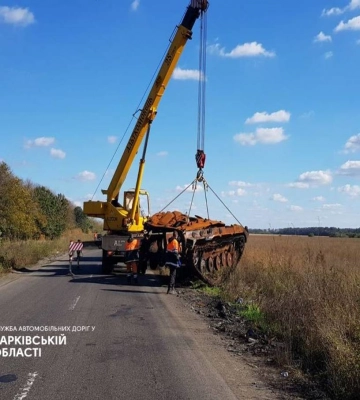 За выходные на Харьковщине расчистили от последствий боев 11 км дорог 