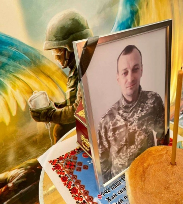 Нікополь в останню путь провів загиблого на війні земляка. Фото