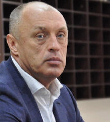 Розпуск виконкому: позачергова сесія Полтавської міськради не відбулася