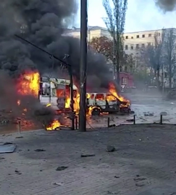 Ракетный удар по Киеву: повреждены 45 домов, заведения культуры и образования