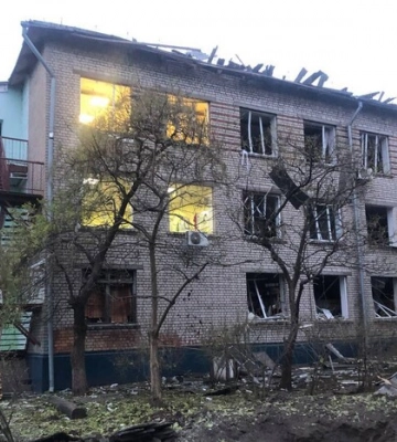 Повреждена школа и амбулатория: стали известны последствия ночной ракетной атаки на Запорожье (ФОТО)