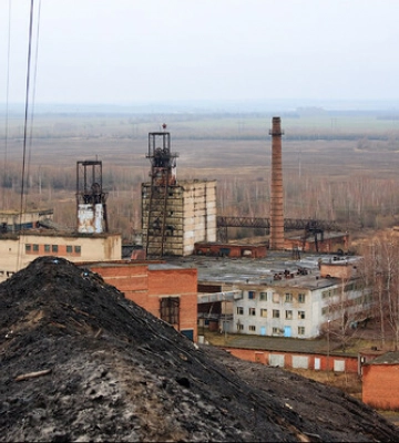 У Кривому Розі з-під землі підняли понад 800 шахтарів