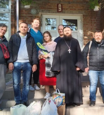 В Полтаве УПЦ передала гуманитарную помощь в психиатрическую больницу