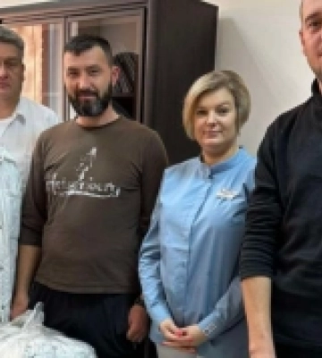 Володимирській лікарні передали ковдри