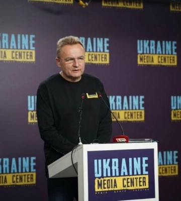 &quot;Щоб привести до ладу пошкоджені підстанції - потрібні місяці&quot;, - Садовий