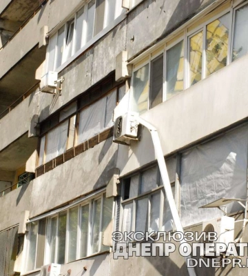 У будинках на Калиновій у Дніпрі розпочали роботи із заміни вікон