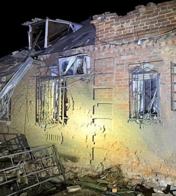 Окупанти випустили по Нікополю понад 100 снарядів, важко поранено 6-річну дівчинку