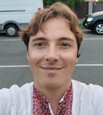 Хочу, щоб у моєї доньки було де жити: як Андрій Любка залишив письменництво заради допомоги ЗСУ