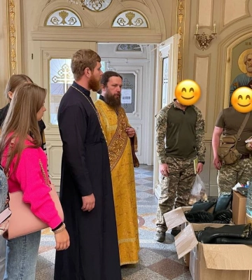 В Кропивницком УПЦ передала помощь защитникам Украины