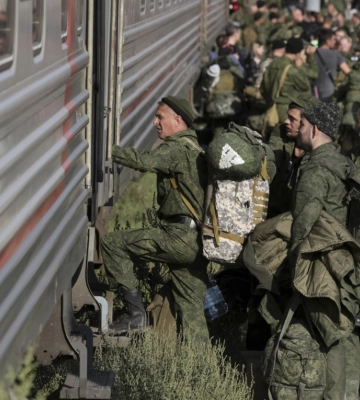 Росія скасувала «митний контроль» між межами окупованих областей
