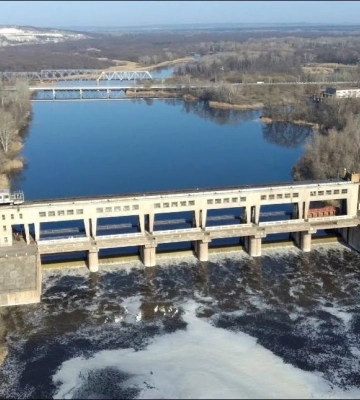 рашисти під час відступу підірвали дамбу на Донеччині, внаслідок чого затоплено Райгородок