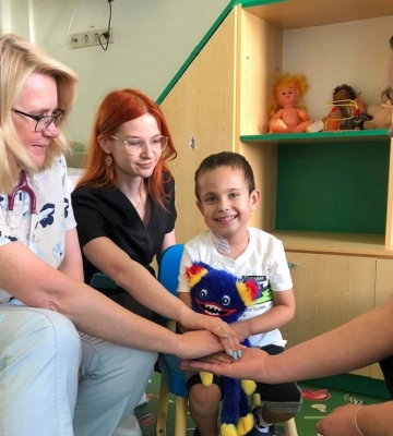 У Львові вперше пересадили нирку від родинного донора 4-річному хлопчику