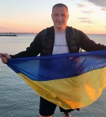 Ветеран АТО з Житомира Олександр Швецов за вісім днів пішого ходу зібрав три мільйони гривень для військових