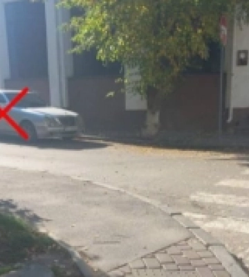 Луцькі муніципали штрафували водіїв за неправильне паркування