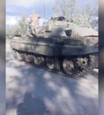 Окупанти на Херсонщині кинули цілий танковий батальйон Т-62