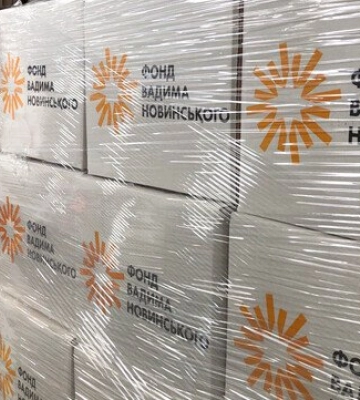 УПЦ та Фонд Вадима Новинського роздали більше 40 тис. продуктових наборів жителям України