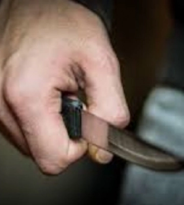 У під’їзді будинку у Львові сталася різанина через ревнощі
