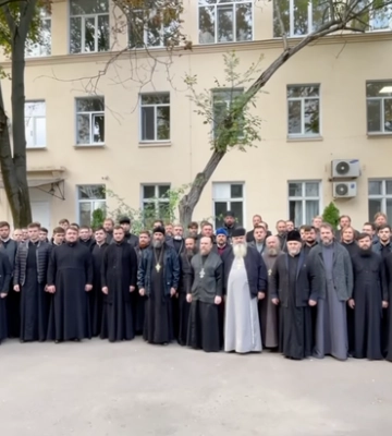 В Одессе священники УПЦ стали донорами крови для ВСУ