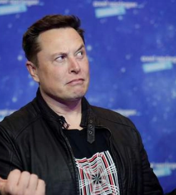 На фоне ядерных угроз Путина. Илон Маск отказал в доступе к интернету Starlink для украинцев в Крыму