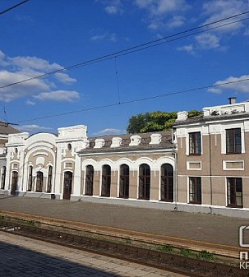«Попри атаки»: У Києві відремонтували станцію міської електрички Видубичі