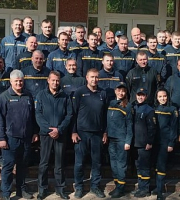 У Дніпропетровській області привітали рятувальників