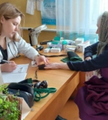 Мешканців Луцька та Нововолинська консультуватимуть медики мобільних бригад