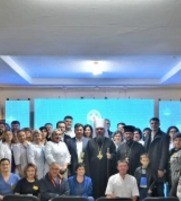 Митрополит Епіфаній благословив колектив Рівненської обласної клінічної лікарні з нагоди Дня Покрови