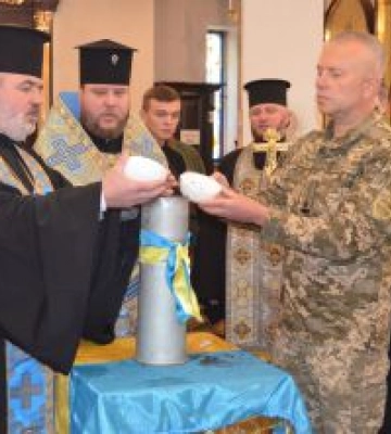 Нам є за кого молитися