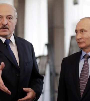 Лукашенко пудрит мозги Путину. Почему Беларусь медлит с открытой войной против Украины