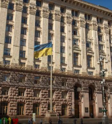 Від 900 до 1500 грн. Хто має право на додаткову допомогу до Дня захисників та захисниць