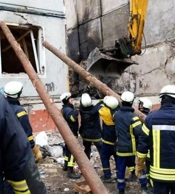 Ракетний удар по житловому будинку в Запоріжжі 9 жовтня: виявлено тіла вже 15 людей, шестеро вважаються зниклими безвісти. ВІДЕО+ФОТОрепортаж