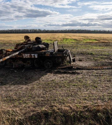 ЗСУ ймовірно знищили на Луганщині значну частину техніки РФ, яка доставлялася залізницею – Генштаб