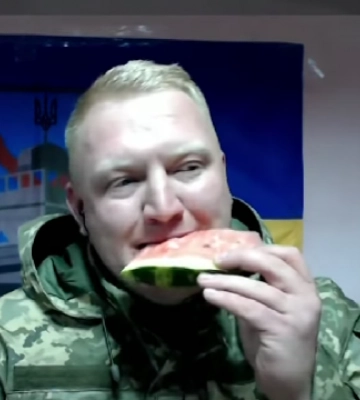 Надкусил арбуз в эфире: в ВСУ намекнули на хорошие новости из Херсона