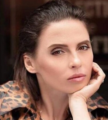 Известная черкащанка Ирена Карпа показала, что может сделать с петухом: "Будете учтивы" Известная черкащанка Ирена Карпа показала, что может сделать с петухом: "Будете учтивы"