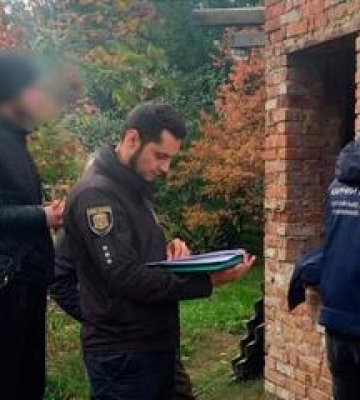 Поліція затримала полтавця, який кілька місяців збував наркотики