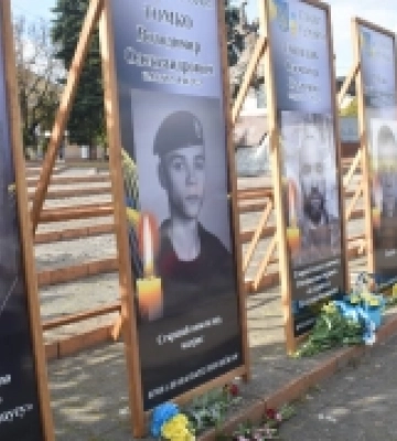 У Дубні відзначили День захисників і захисниць України